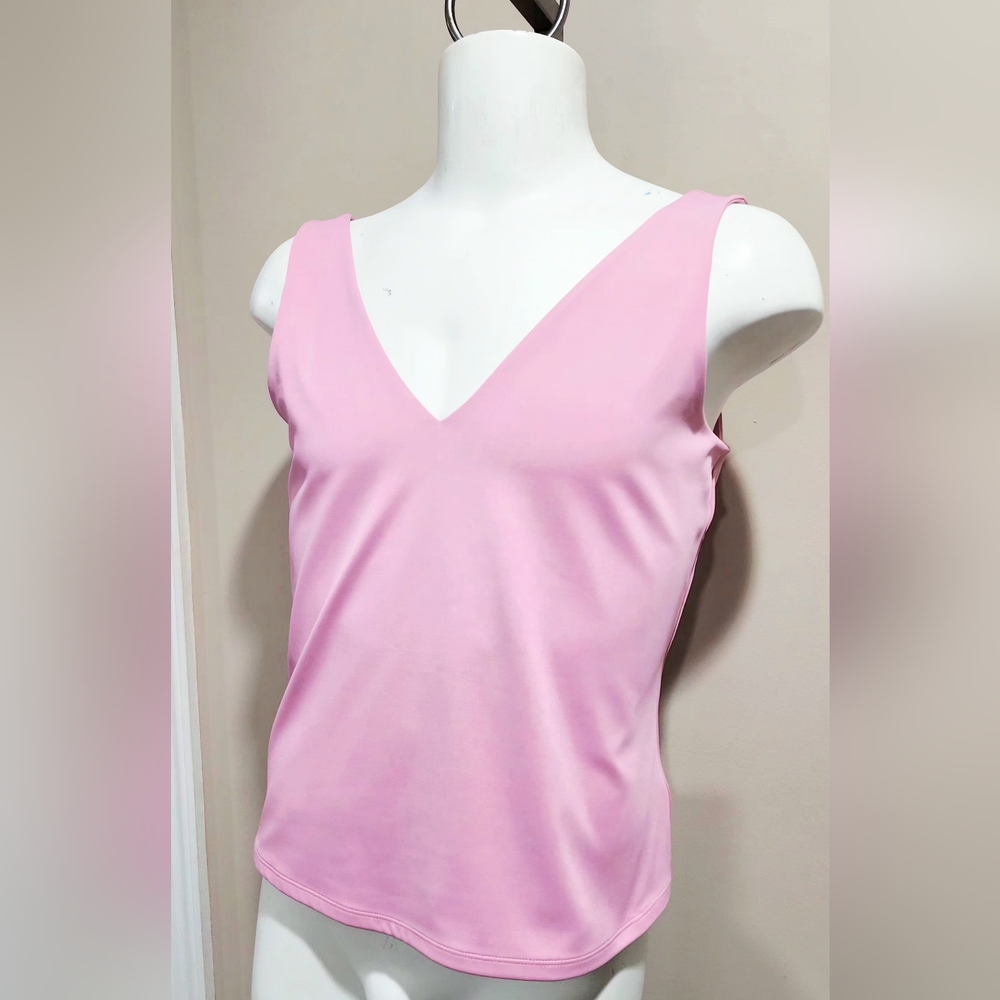 NWT Express Body Contour High Compression Double V-Neck Tank Size XL - Picture 3 of 11
